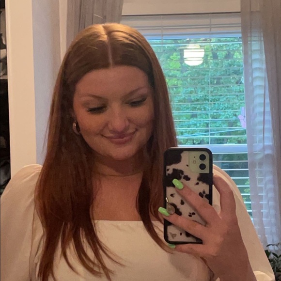 Meet your Posher, Meredith - Picture 1 of 1